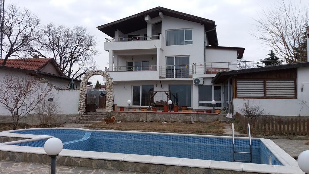 Villa Lucy Varna Exteriér fotografie