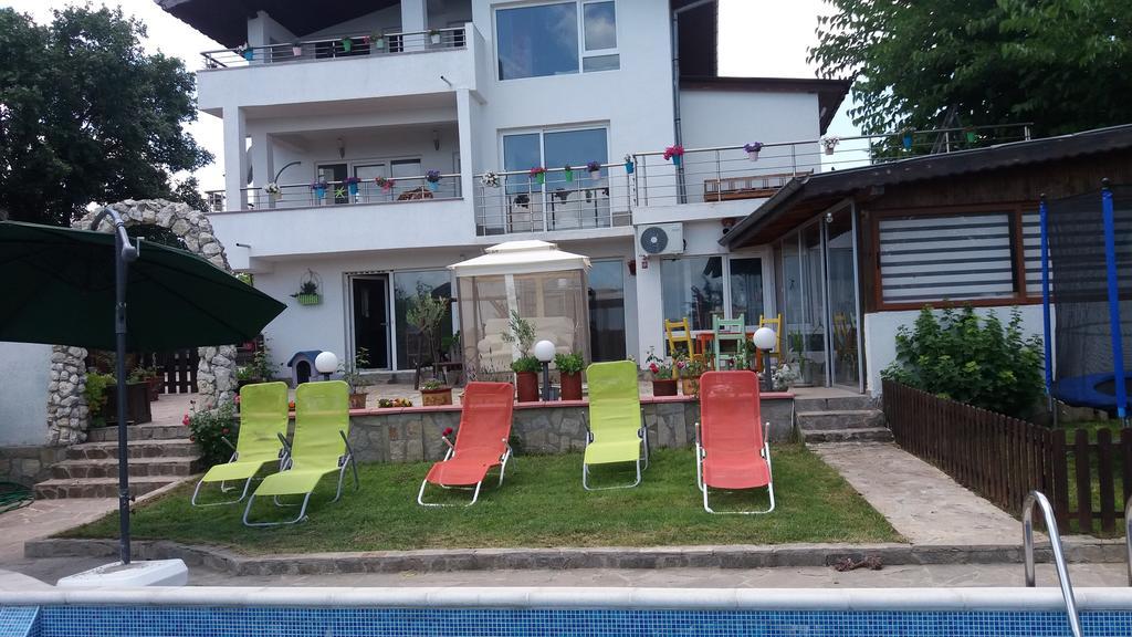Villa Lucy Varna Exteriér fotografie